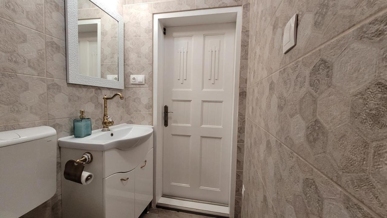 Glamour Apartman Jula Exterior foto